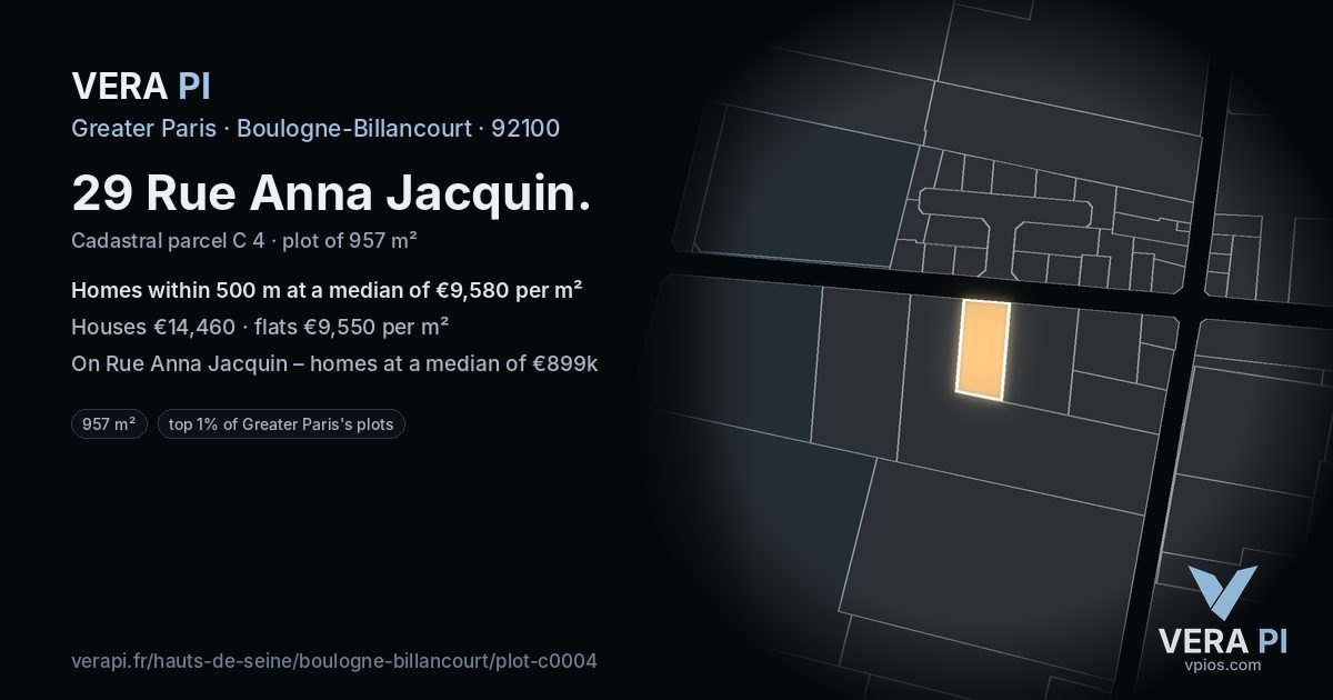 29 Rue Anna Jacquin, Boulogne-Billancourt at night – the plot lit, the parcels around coloured by the prices near them