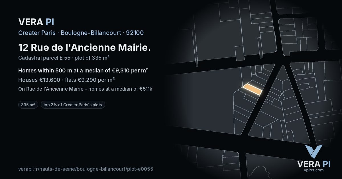 12 Rue de l'Ancienne Mairie, Boulogne-Billancourt at night – the plot lit, the parcels around coloured by the prices near them