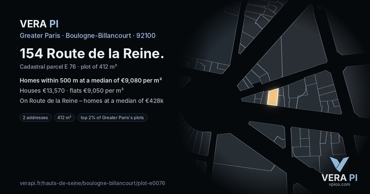154 Route de la Reine, Boulogne-Billancourt at night – the plot lit, the parcels around coloured by the prices near them