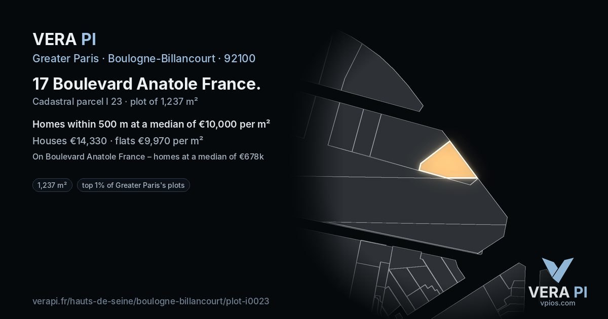 17 Boulevard Anatole France, Boulogne-Billancourt at night – the plot lit, the parcels around coloured by the prices near them
