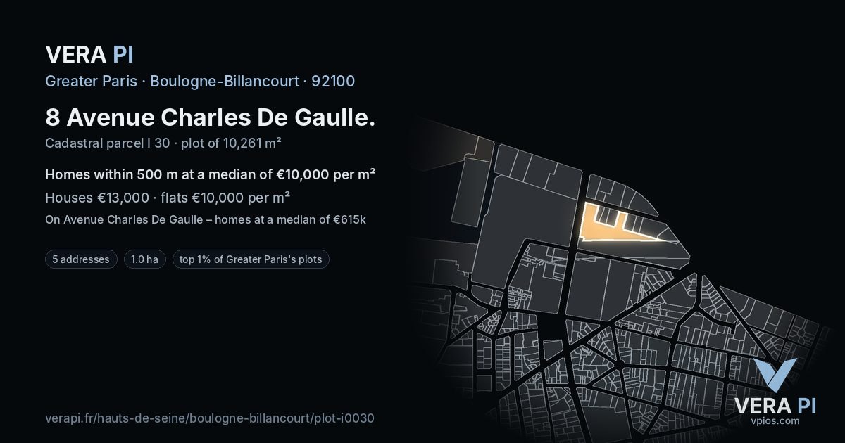 8 Avenue Charles De Gaulle, Boulogne-Billancourt at night – the plot lit, the parcels around coloured by the prices near them