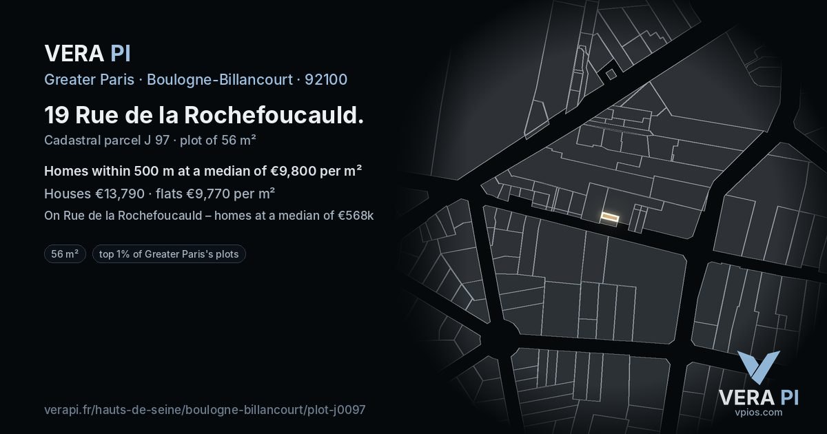 19 Rue de la Rochefoucauld, Boulogne-Billancourt at night – the plot lit, the parcels around coloured by the prices near them