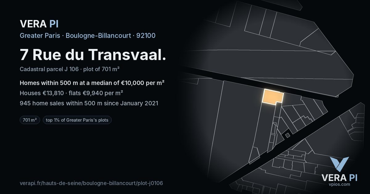 7 Rue du Transvaal, Boulogne-Billancourt at night – the plot lit, the parcels around coloured by the prices near them