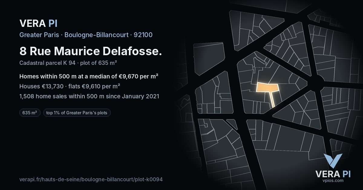 8 Rue Maurice Delafosse, Boulogne-Billancourt at night – the plot lit, the parcels around coloured by the prices near them