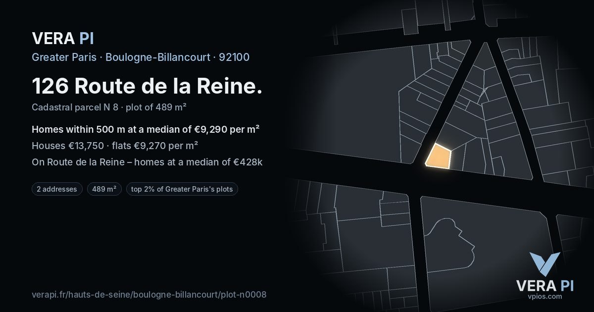 126 Route de la Reine, Boulogne-Billancourt at night – the plot lit, the parcels around coloured by the prices near them