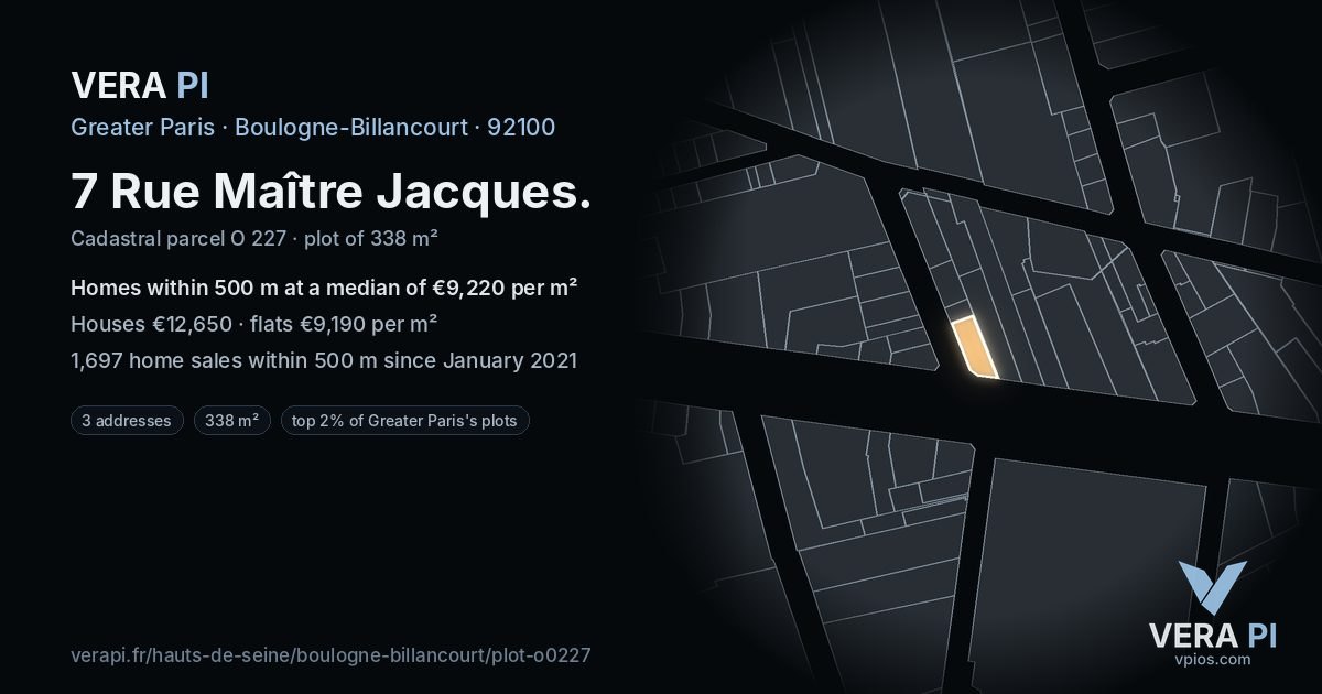 7 Rue Maître Jacques, Boulogne-Billancourt at night – the plot lit, the parcels around coloured by the prices near them