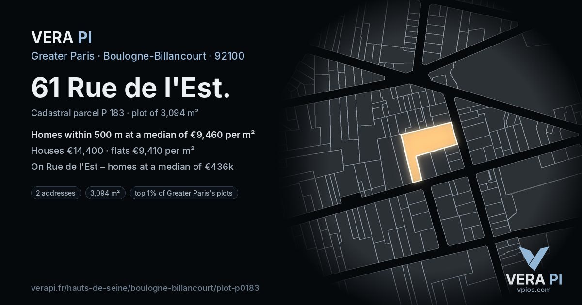61 Rue de l'Est, Boulogne-Billancourt at night – the plot lit, the parcels around coloured by the prices near them