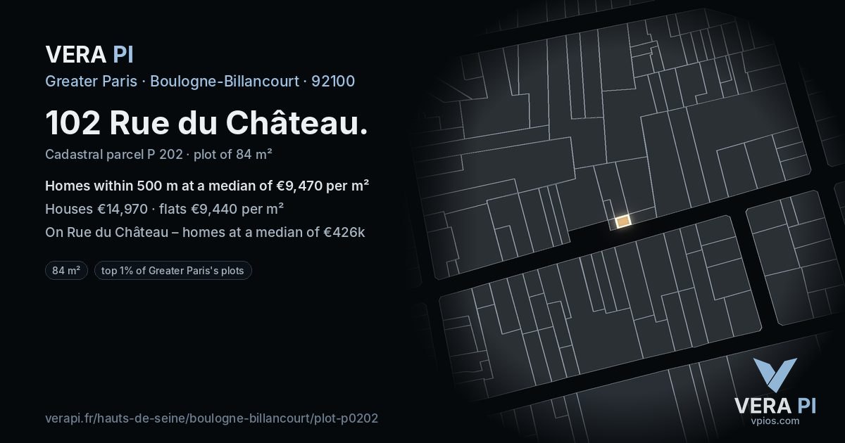 102 Rue du Château, Boulogne-Billancourt at night – the plot lit, the parcels around coloured by the prices near them