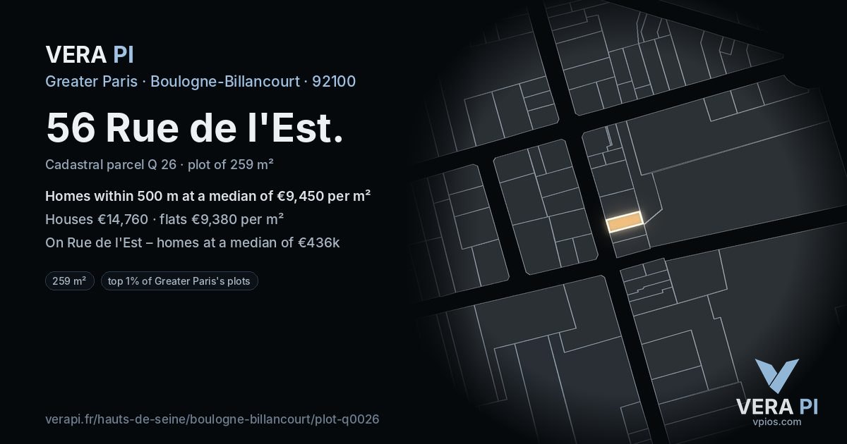 56 Rue de l'Est, Boulogne-Billancourt at night – the plot lit, the parcels around coloured by the prices near them