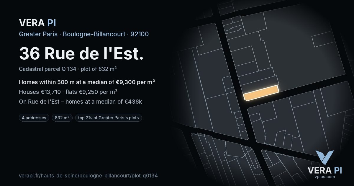 36 Rue de l'Est, Boulogne-Billancourt at night – the plot lit, the parcels around coloured by the prices near them