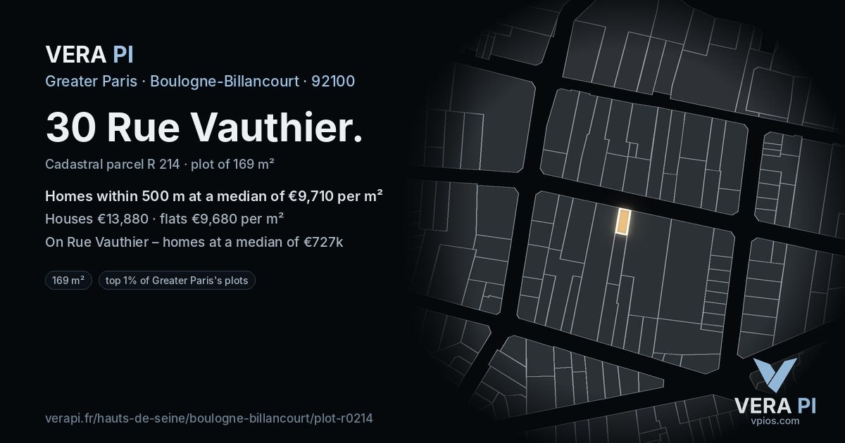 30 Rue Vauthier, Boulogne-Billancourt at night – the plot lit, the parcels around coloured by the prices near them