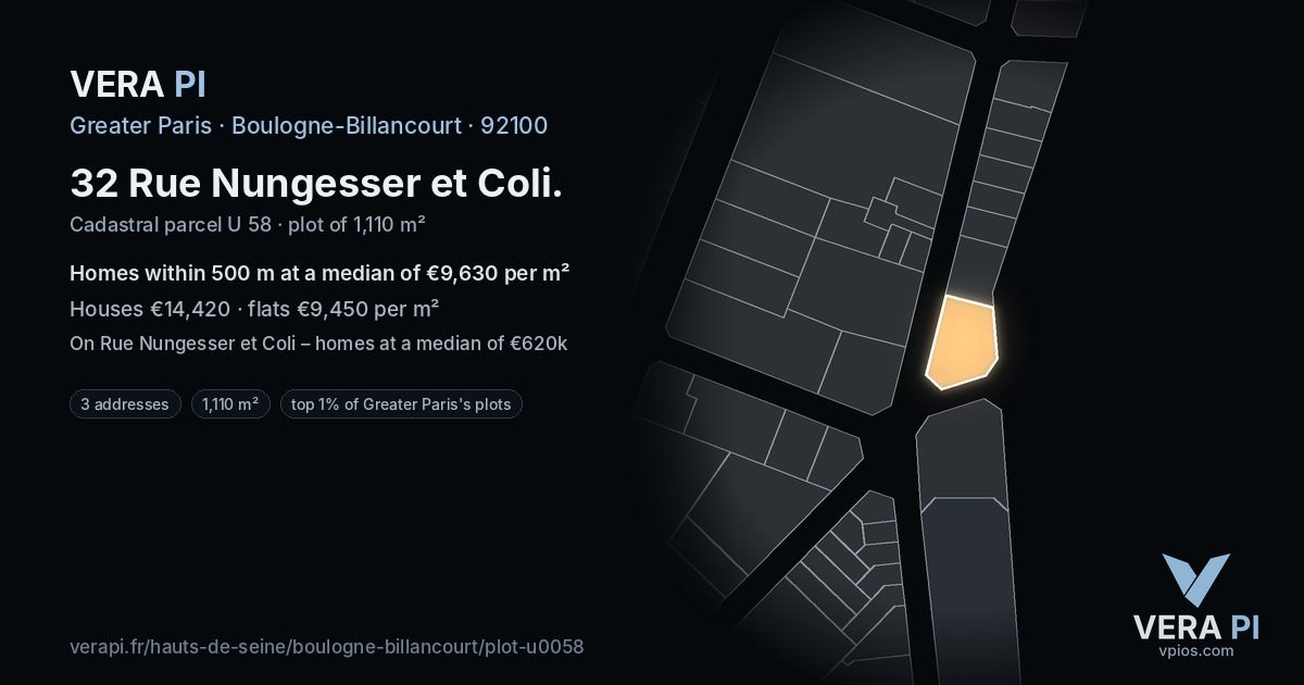 32 Rue Nungesser et Coli, Boulogne-Billancourt at night – the plot lit, the parcels around coloured by the prices near them