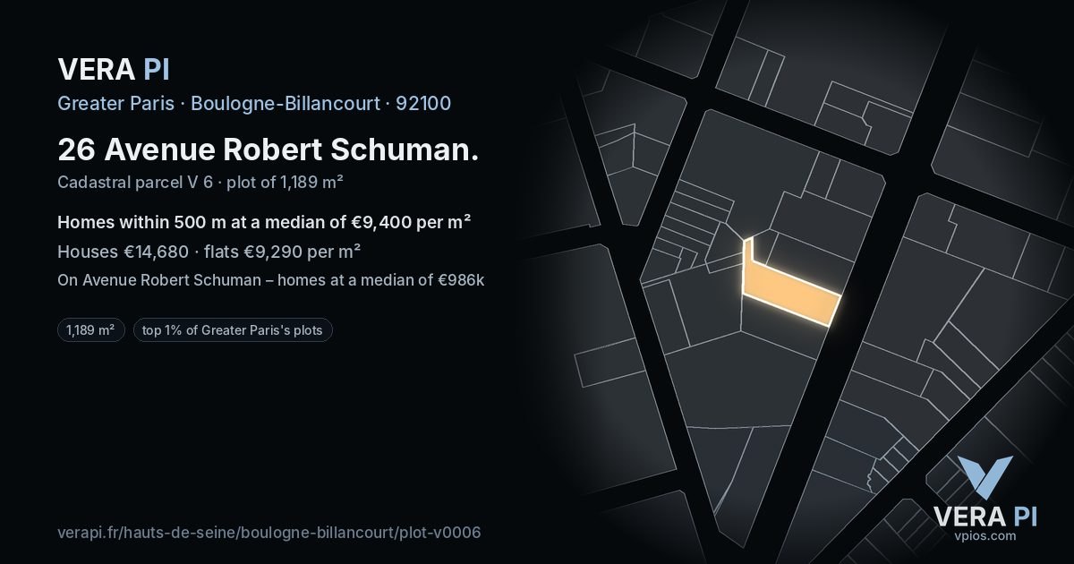 26 Avenue Robert Schuman, Boulogne-Billancourt at night – the plot lit, the parcels around coloured by the prices near them