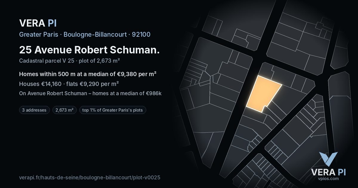 25 Avenue Robert Schuman, Boulogne-Billancourt at night – the plot lit, the parcels around coloured by the prices near them