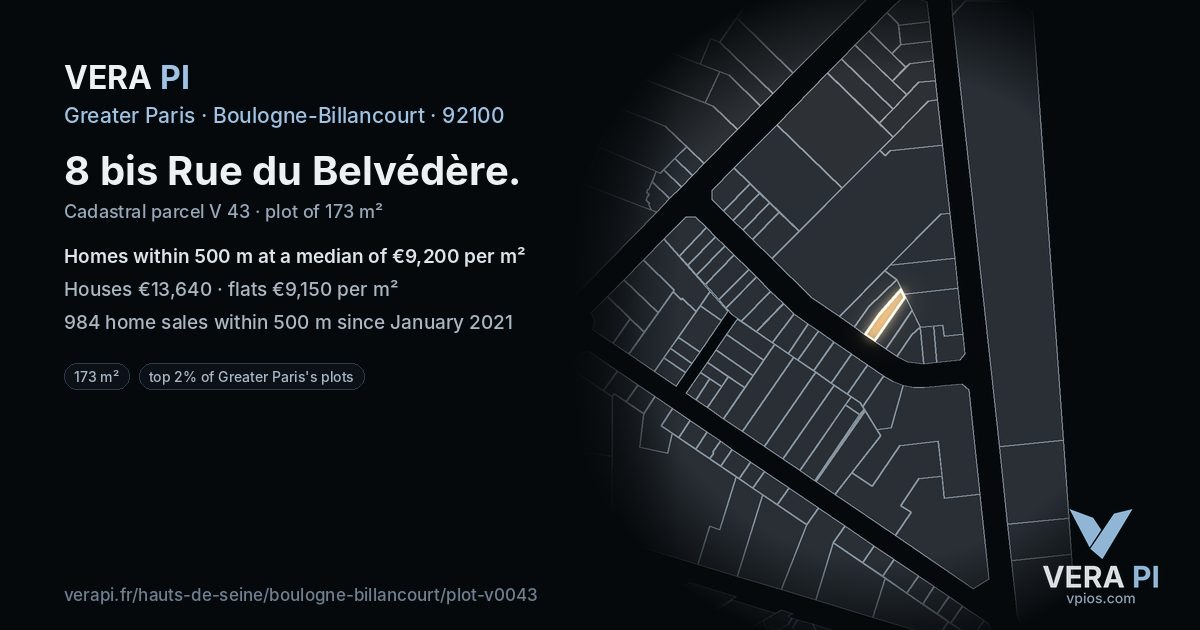 8 bis Rue du Belvédère, Boulogne-Billancourt at night – the plot lit, the parcels around coloured by the prices near them