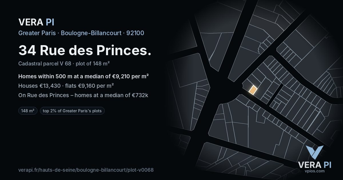 34 Rue des Princes, Boulogne-Billancourt at night – the plot lit, the parcels around coloured by the prices near them