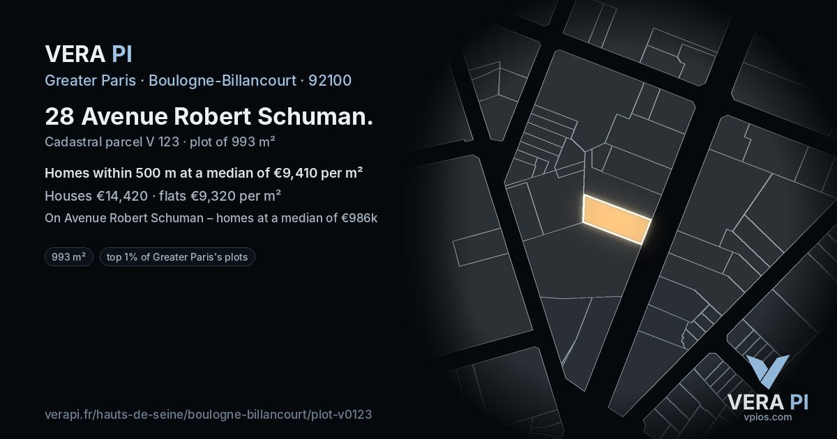 28 Avenue Robert Schuman, Boulogne-Billancourt at night – the plot lit, the parcels around coloured by the prices near them
