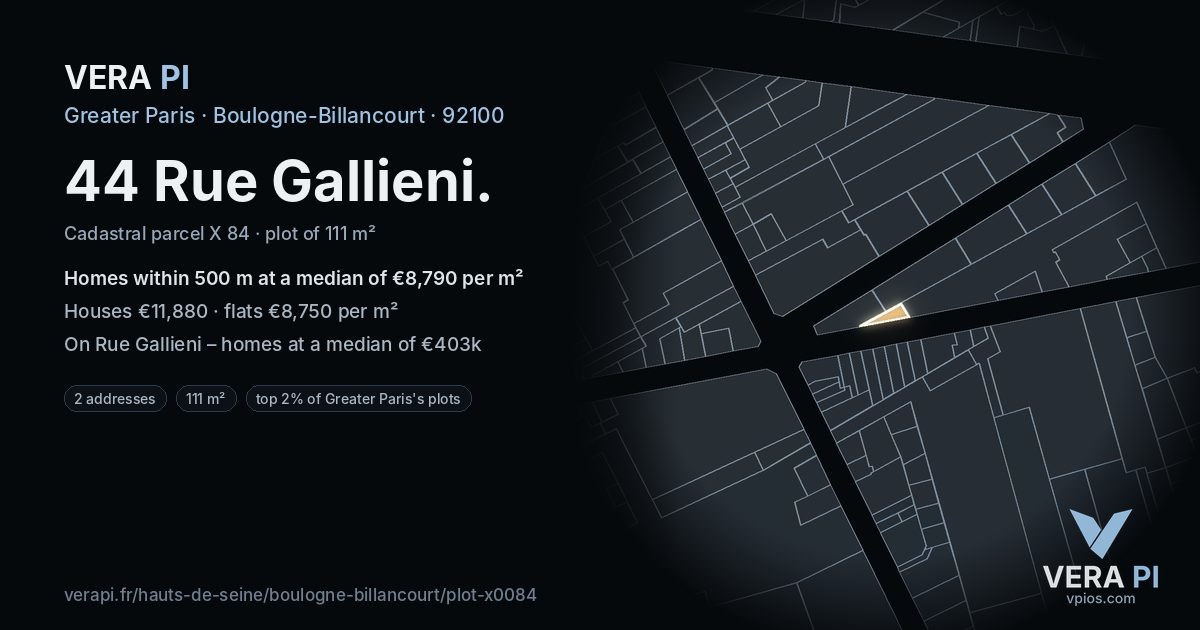 44 Rue Gallieni, Boulogne-Billancourt at night – the plot lit, the parcels around coloured by the prices near them