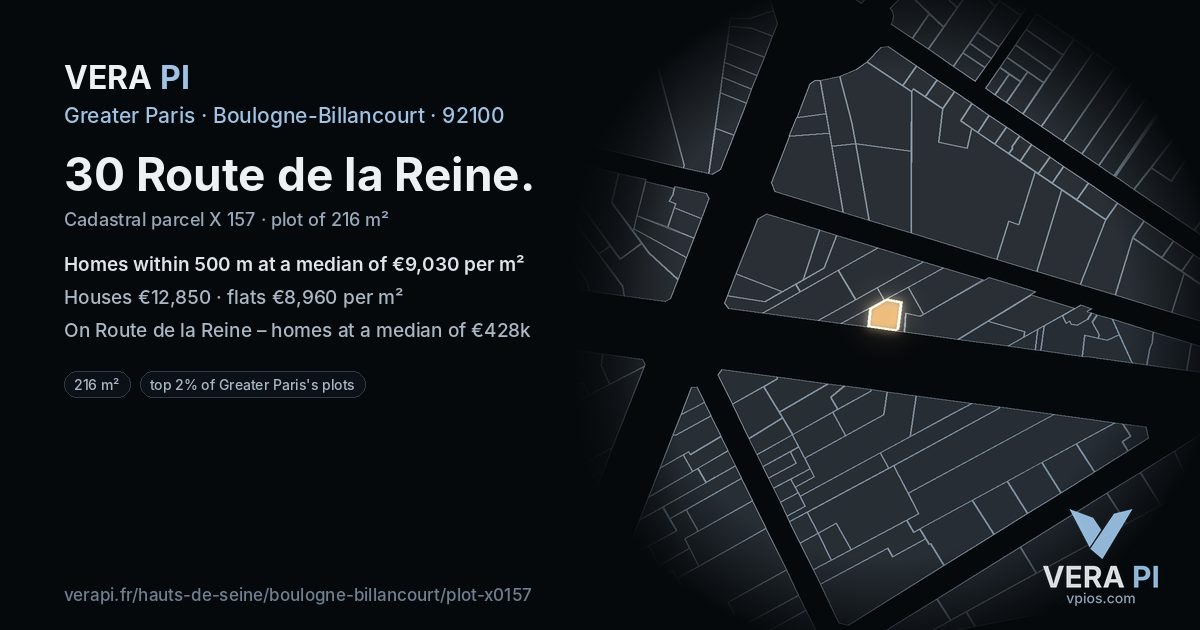 30 Route de la Reine, Boulogne-Billancourt at night – the plot lit, the parcels around coloured by the prices near them
