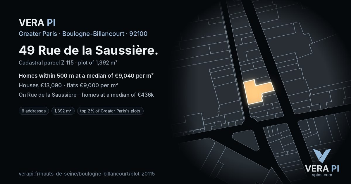 49 Rue de la Saussière, Boulogne-Billancourt at night – the plot lit, the parcels around coloured by the prices near them