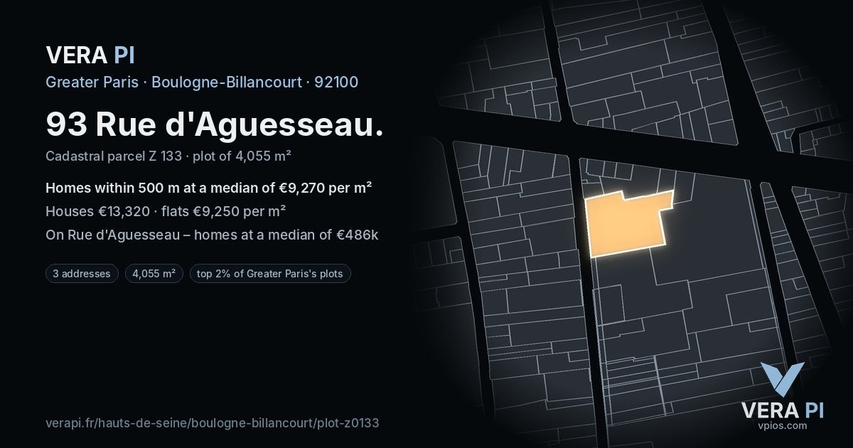 93 Rue d'Aguesseau, Boulogne-Billancourt at night – the plot lit, the parcels around coloured by the prices near them