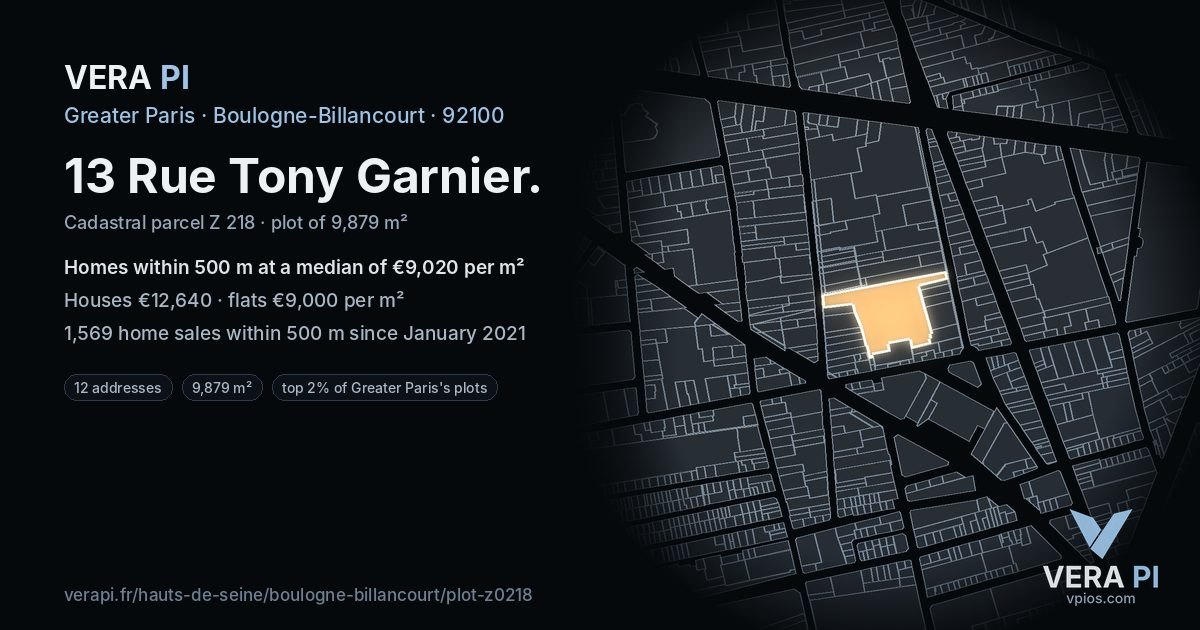 13 Rue Tony Garnier, Boulogne-Billancourt at night – the plot lit, the parcels around coloured by the prices near them