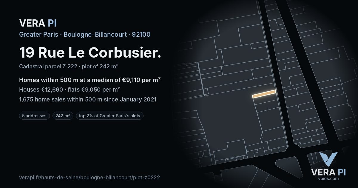 19 Rue Le Corbusier, Boulogne-Billancourt at night – the plot lit, the parcels around coloured by the prices near them