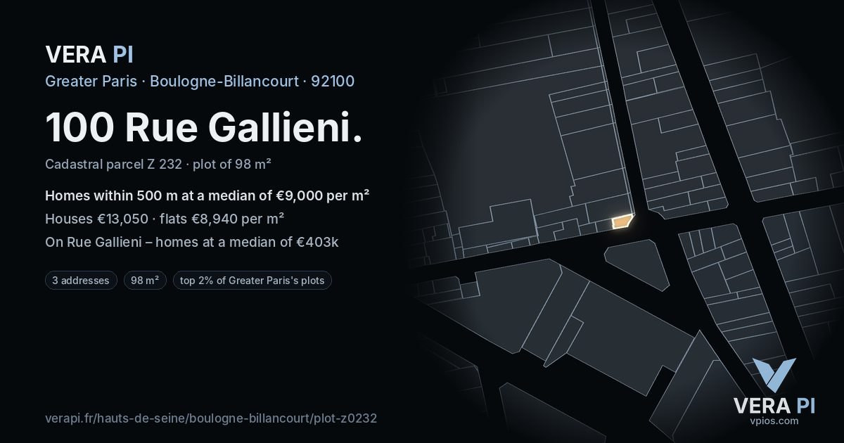 100 Rue Gallieni, Boulogne-Billancourt at night – the plot lit, the parcels around coloured by the prices near them