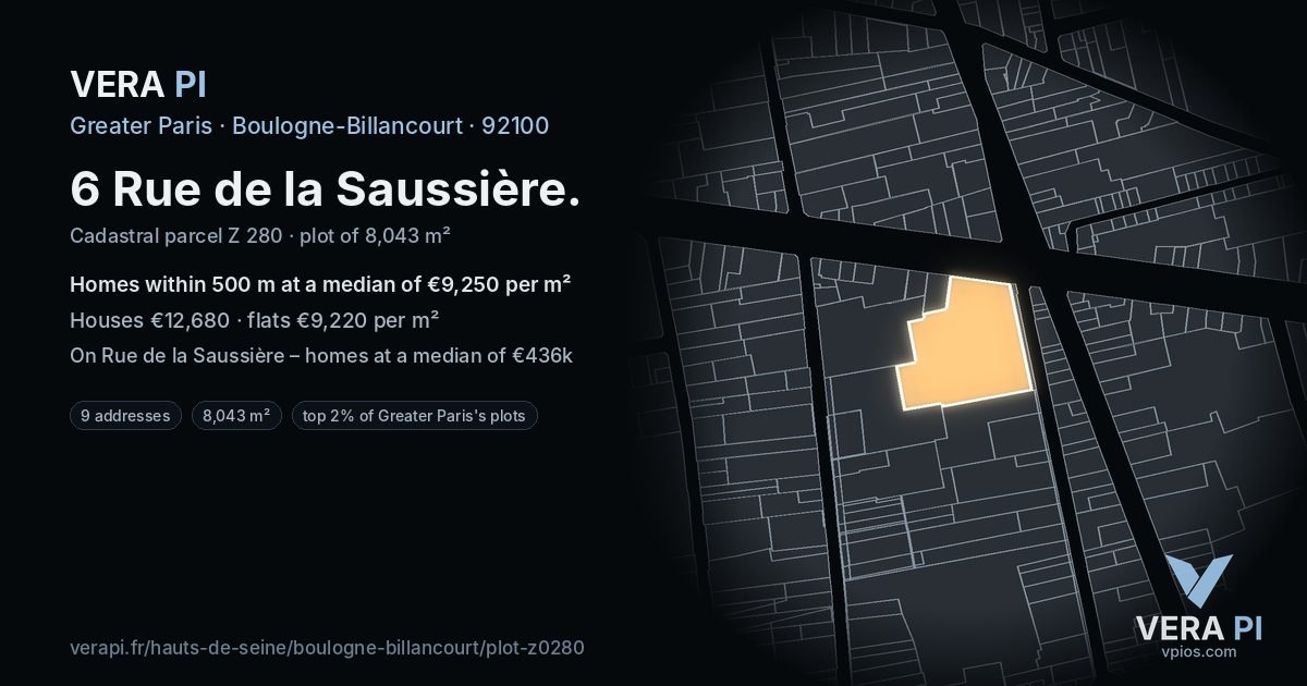 6 Rue de la Saussière, Boulogne-Billancourt at night – the plot lit, the parcels around coloured by the prices near them