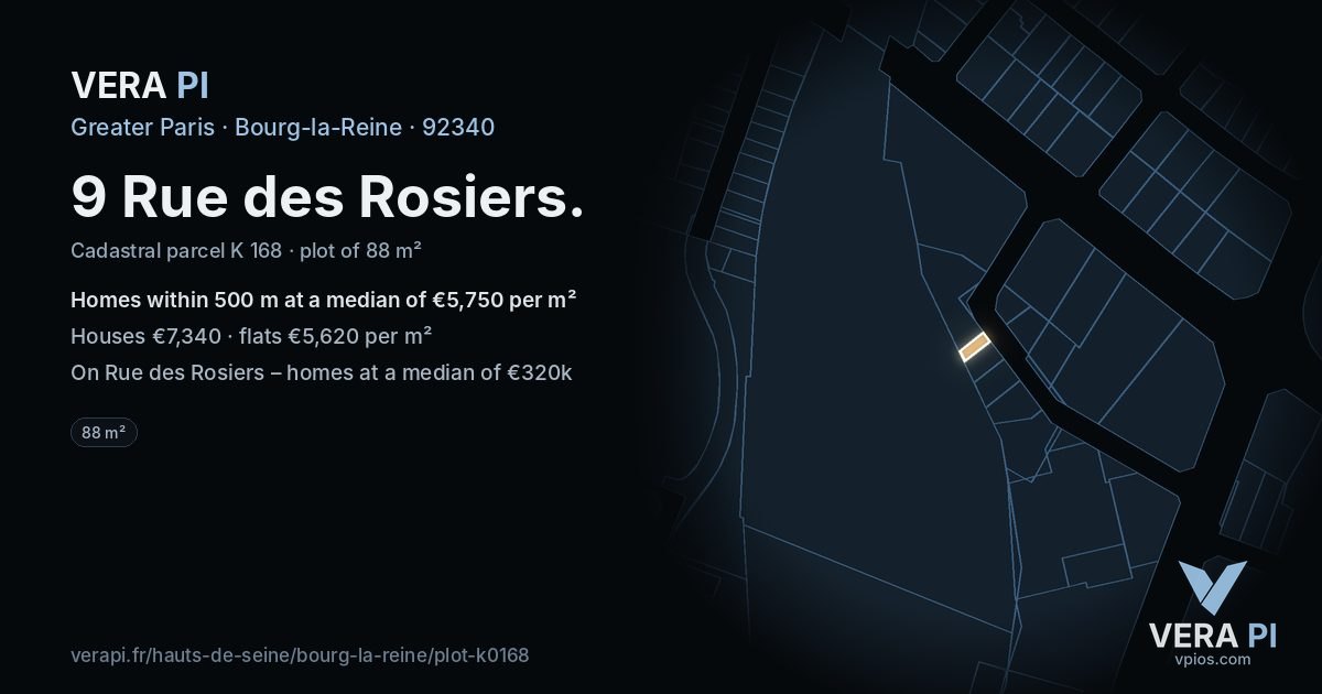 9 Rue des Rosiers, Bourg-la-Reine at night – the plot lit, the parcels around coloured by the prices near them