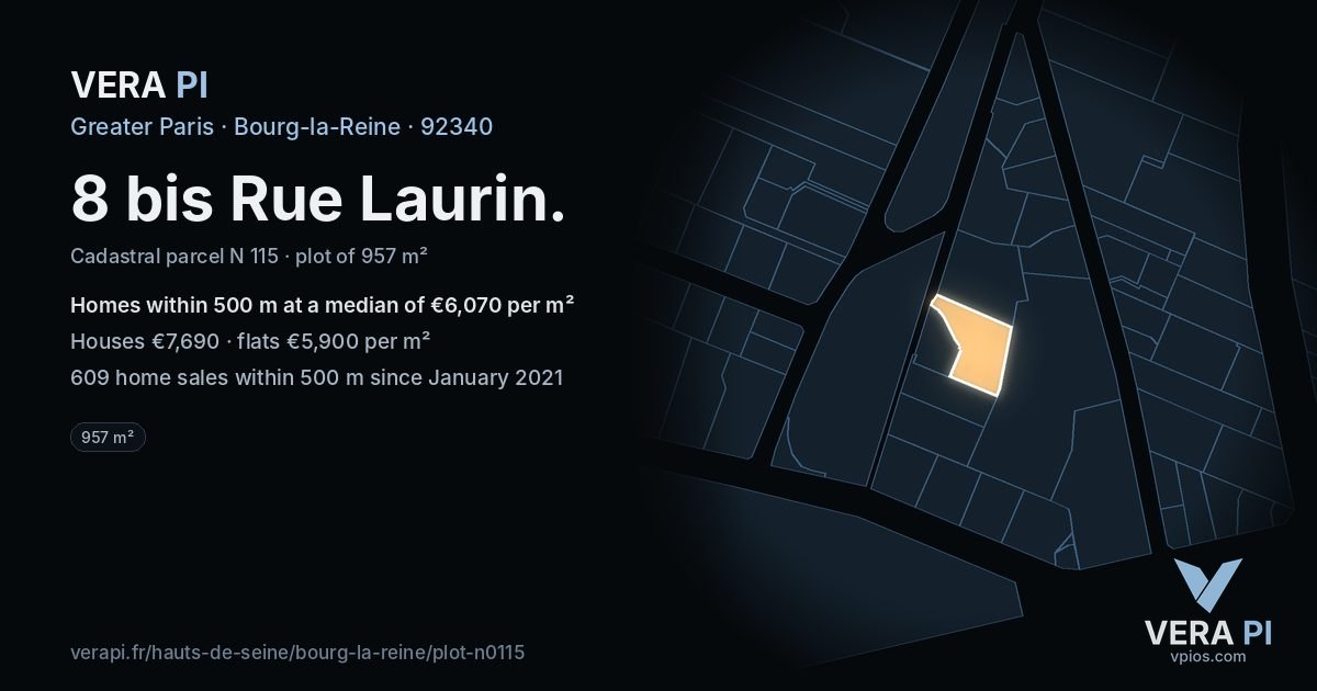 8 bis Rue Laurin, Bourg-la-Reine at night – the plot lit, the parcels around coloured by the prices near them