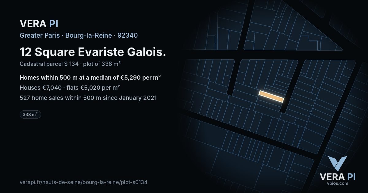 12 Square Evariste Galois, Bourg-la-Reine at night – the plot lit, the parcels around coloured by the prices near them
