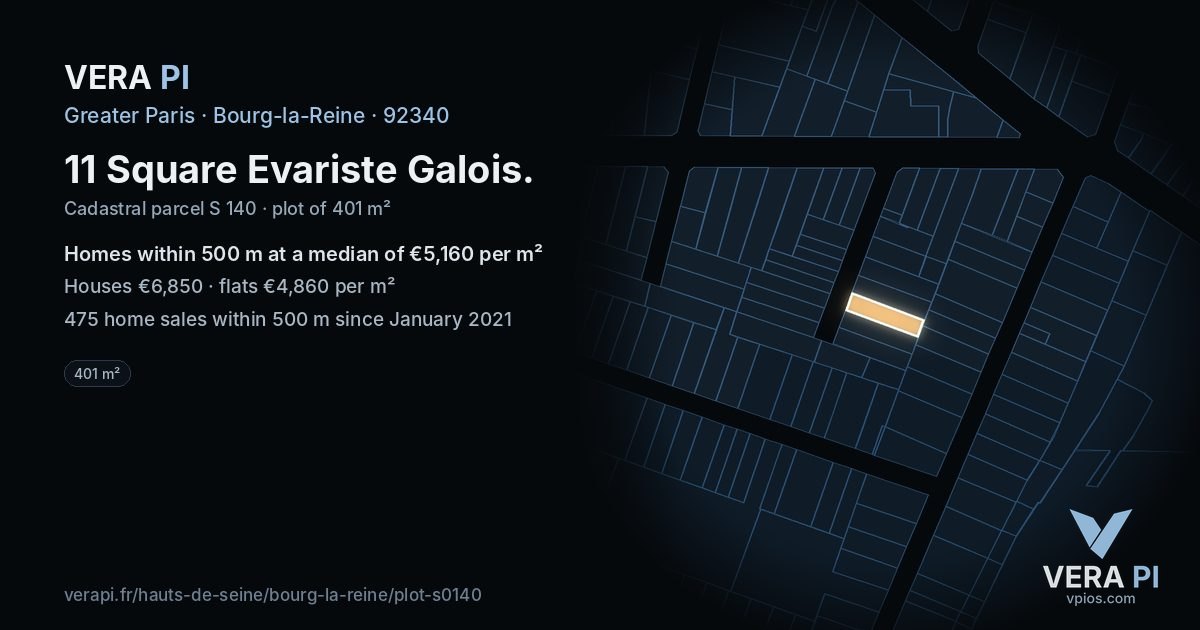 11 Square Evariste Galois, Bourg-la-Reine at night – the plot lit, the parcels around coloured by the prices near them