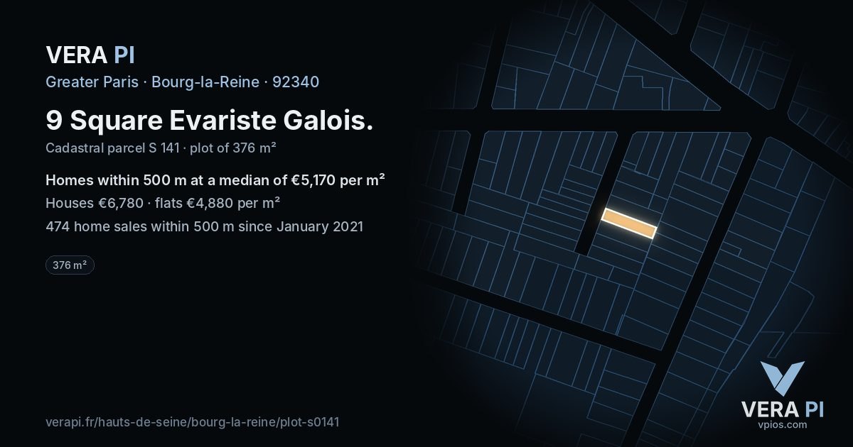 9 Square Evariste Galois, Bourg-la-Reine at night – the plot lit, the parcels around coloured by the prices near them