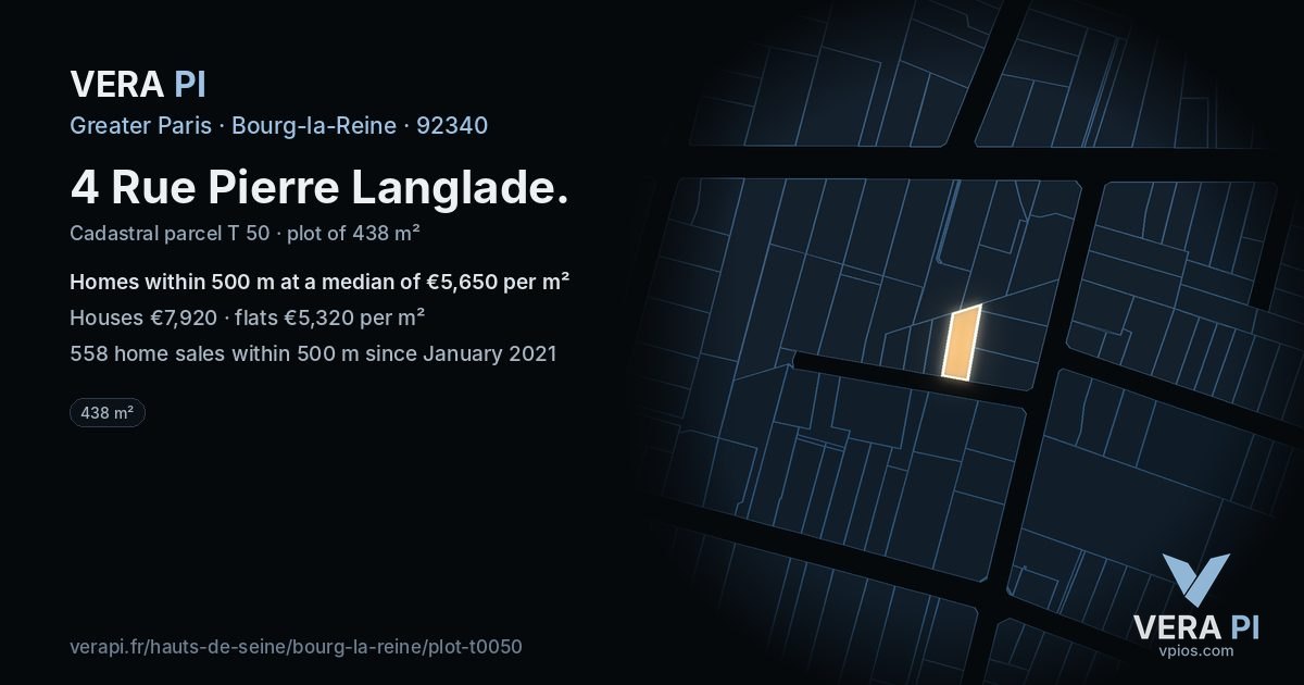 4 Rue Pierre Langlade, Bourg-la-Reine at night – the plot lit, the parcels around coloured by the prices near them