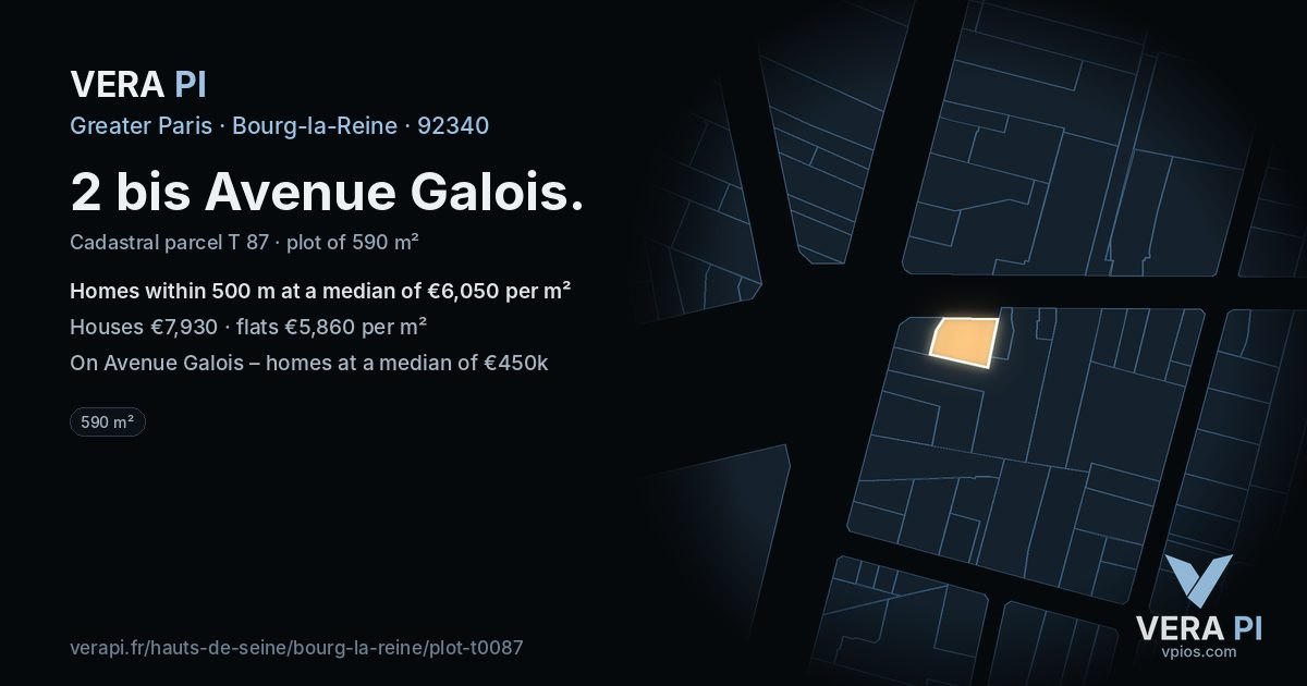 2 bis Avenue Galois, Bourg-la-Reine at night – the plot lit, the parcels around coloured by the prices near them