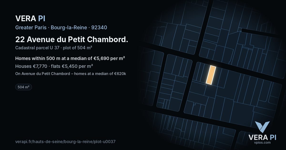 22 Avenue du Petit Chambord, Bourg-la-Reine at night – the plot lit, the parcels around coloured by the prices near them