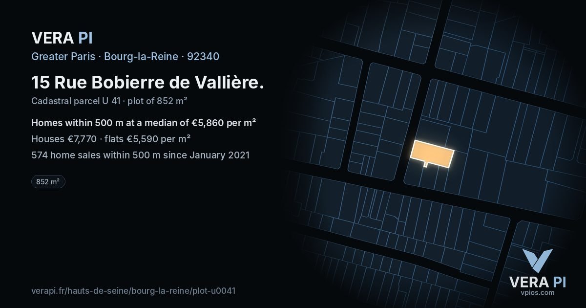 15 Rue Bobierre de Vallière, Bourg-la-Reine at night – the plot lit, the parcels around coloured by the prices near them