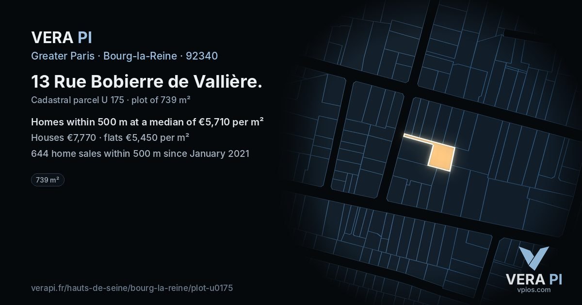 13 Rue Bobierre de Vallière, Bourg-la-Reine at night – the plot lit, the parcels around coloured by the prices near them