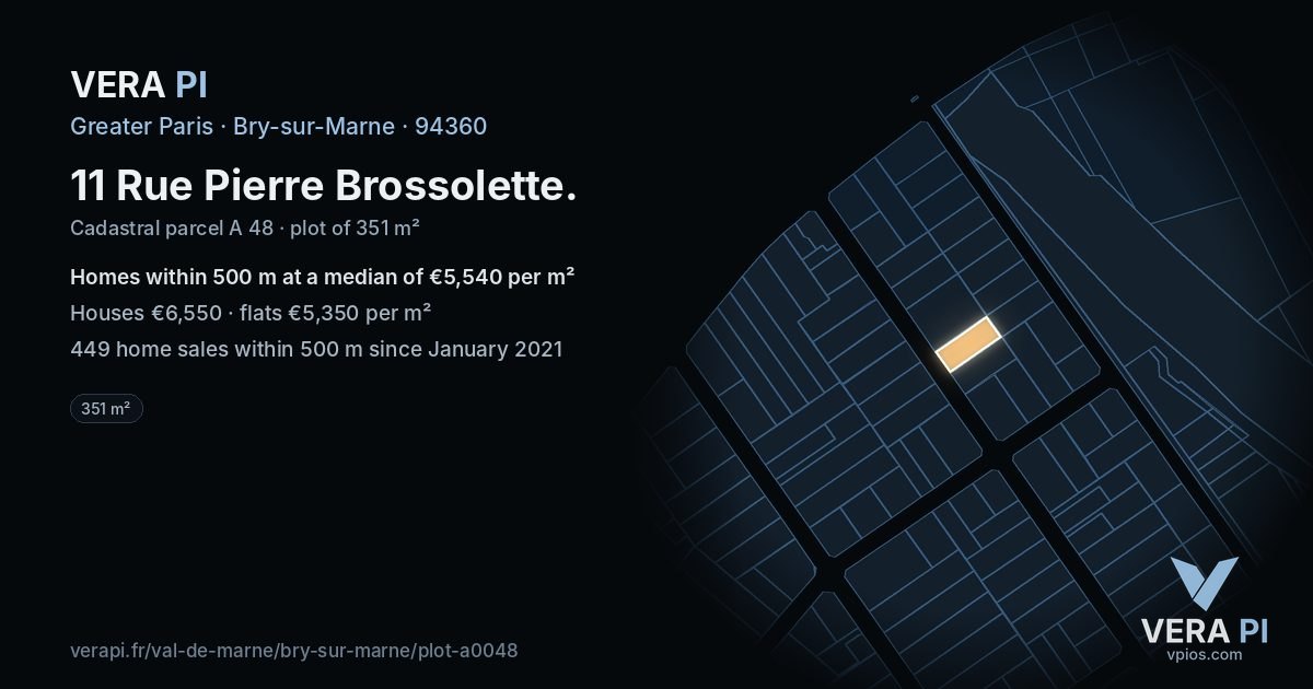 11 Rue Pierre Brossolette, Bry-sur-Marne at night – the plot lit, the parcels around coloured by the prices near them