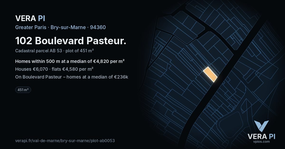 102 Boulevard Pasteur, Bry-sur-Marne at night – the plot lit, the parcels around coloured by the prices near them