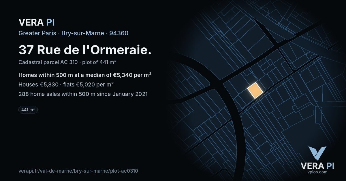 37 Rue de l'Ormeraie, Bry-sur-Marne at night – the plot lit, the parcels around coloured by the prices near them