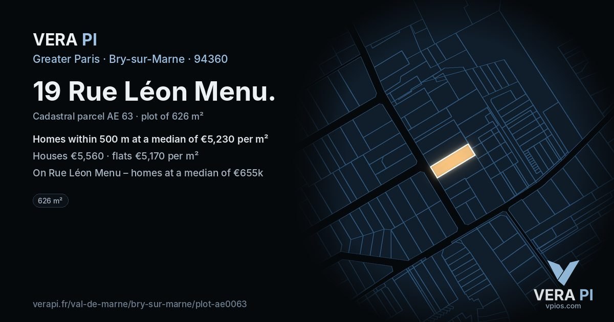 19 Rue Léon Menu, Bry-sur-Marne at night – the plot lit, the parcels around coloured by the prices near them