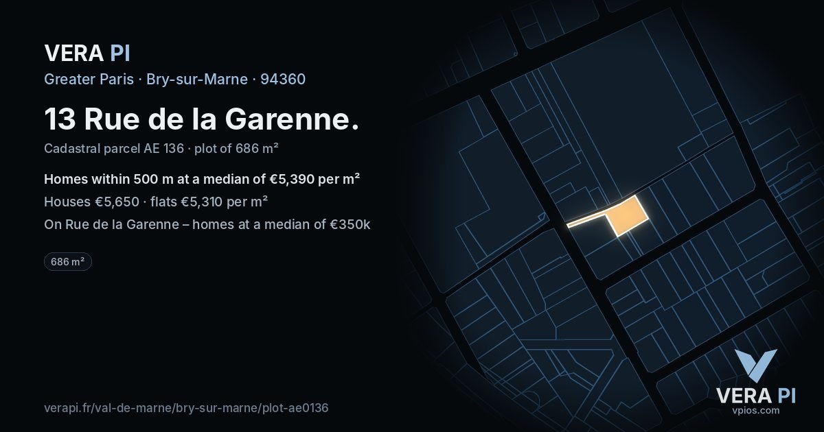 13 Rue de la Garenne, Bry-sur-Marne at night – the plot lit, the parcels around coloured by the prices near them