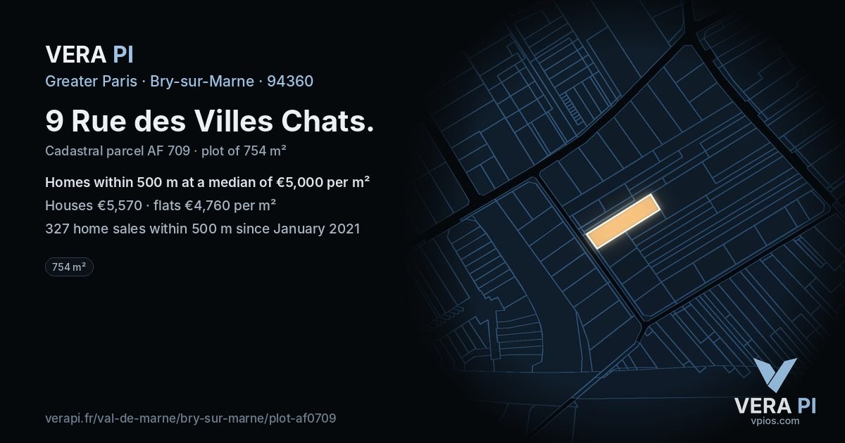 9 Rue des Villes Chats, Bry-sur-Marne at night – the plot lit, the parcels around coloured by the prices near them
