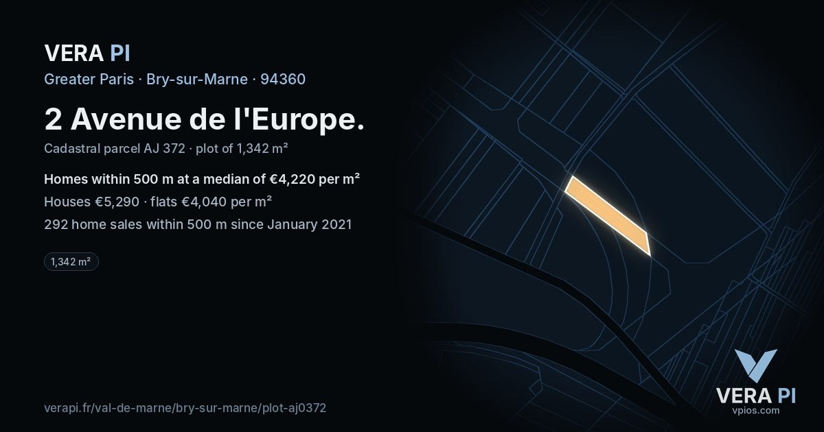 2 Avenue de l'Europe, Bry-sur-Marne at night – the plot lit, the parcels around coloured by the prices near them