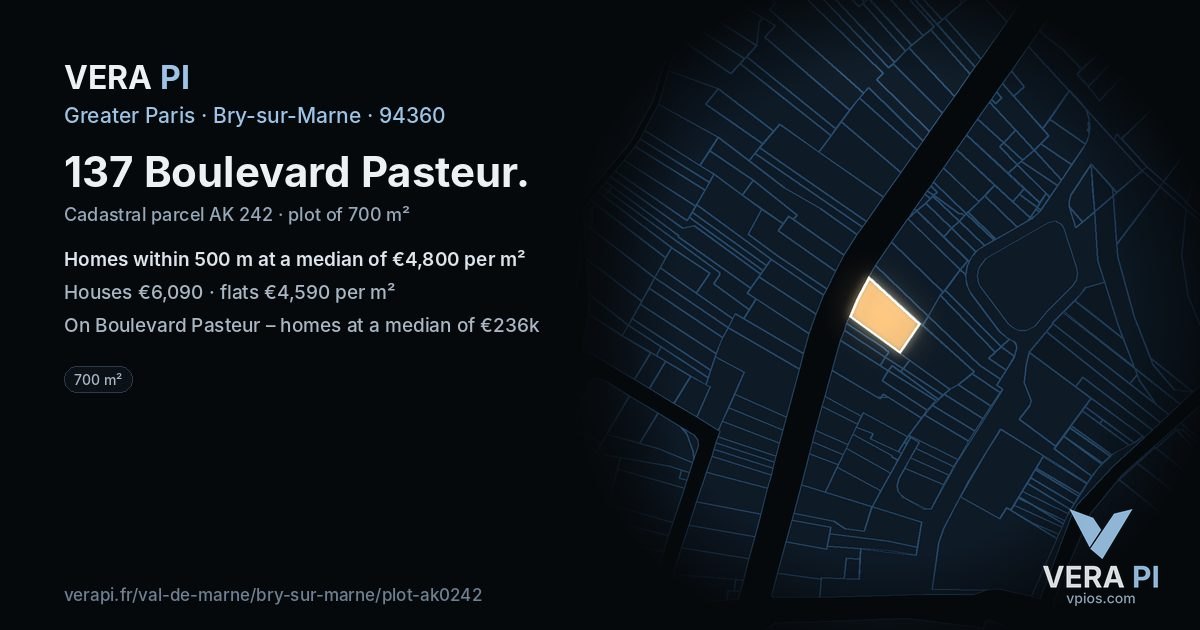 137 Boulevard Pasteur, Bry-sur-Marne at night – the plot lit, the parcels around coloured by the prices near them
