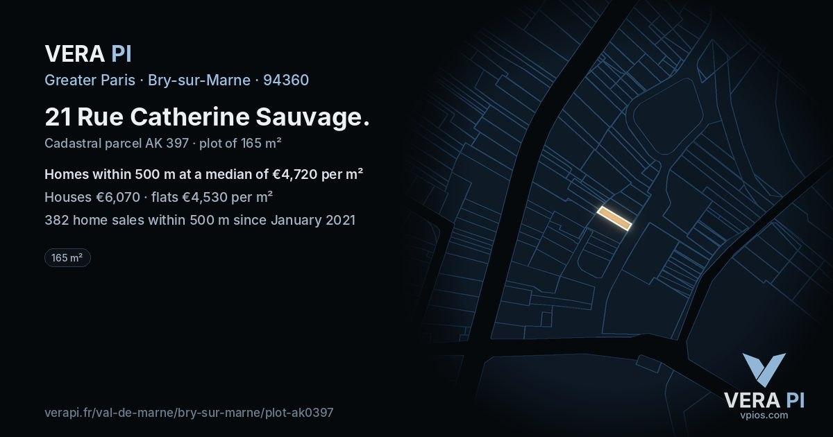 21 Rue Catherine Sauvage, Bry-sur-Marne at night – the plot lit, the parcels around coloured by the prices near them