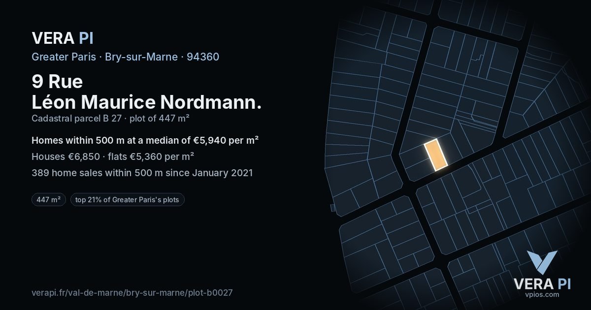 9 Rue Léon Maurice Nordmann, Bry-sur-Marne at night – the plot lit, the parcels around coloured by the prices near them