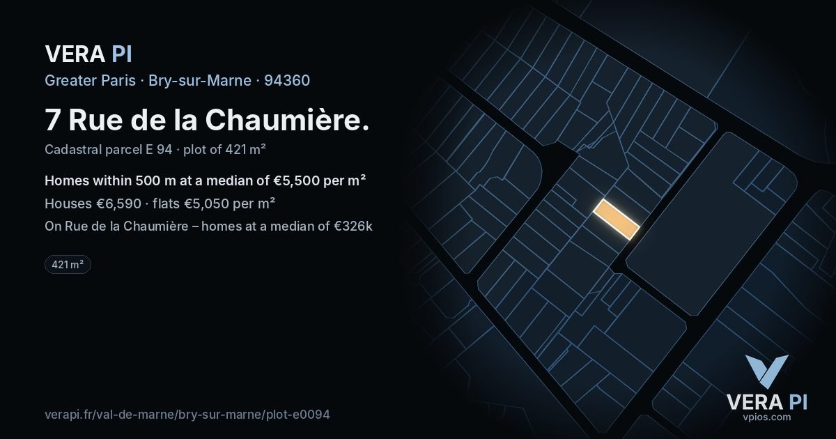 7 Rue de la Chaumière, Bry-sur-Marne at night – the plot lit, the parcels around coloured by the prices near them
